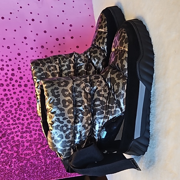 Kate Spade Leopard Cheetah Frosty Boots Sz 7 NWOT NWOB - Picture 10 of 13